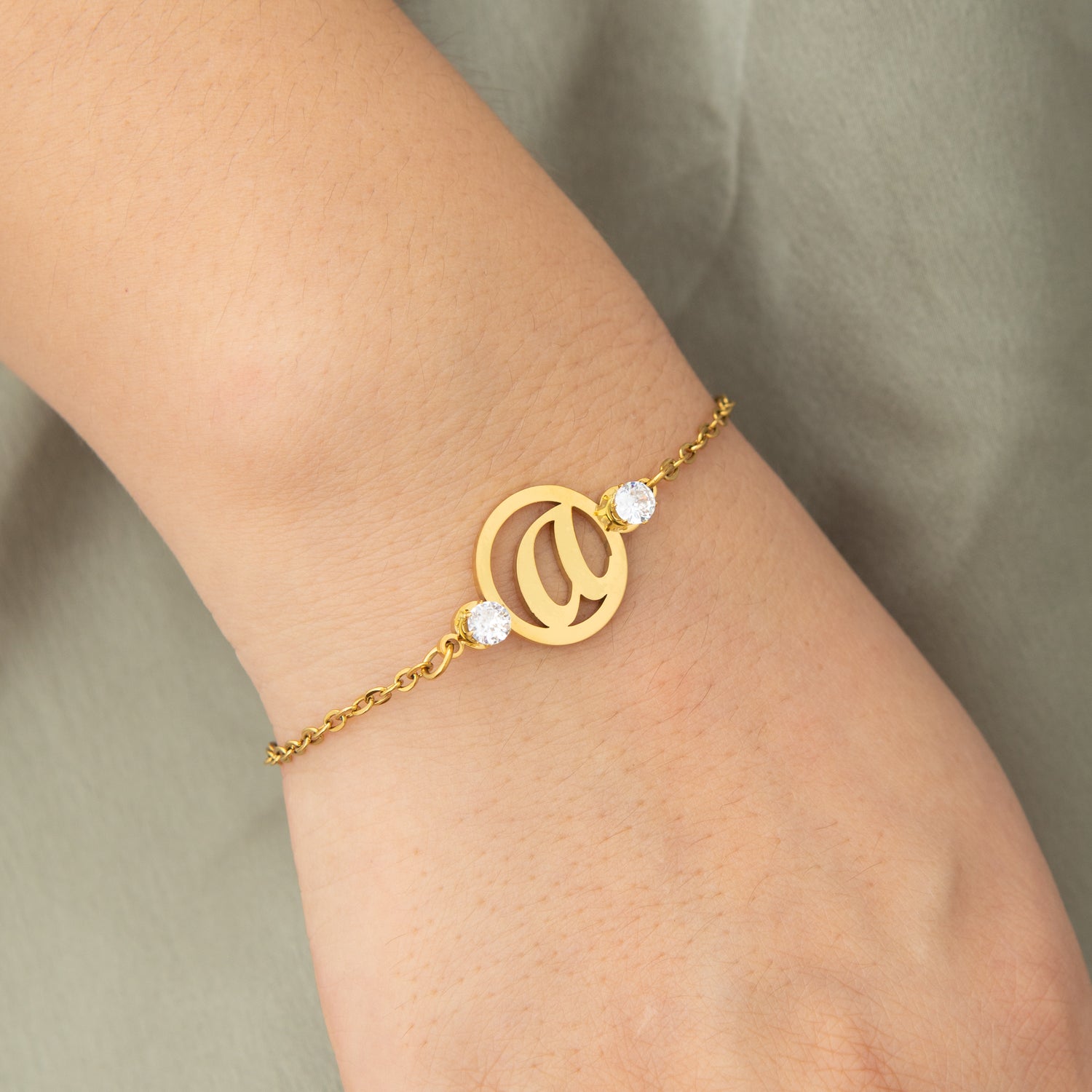 Bracelet personnalisé avec Initiale et Pierre