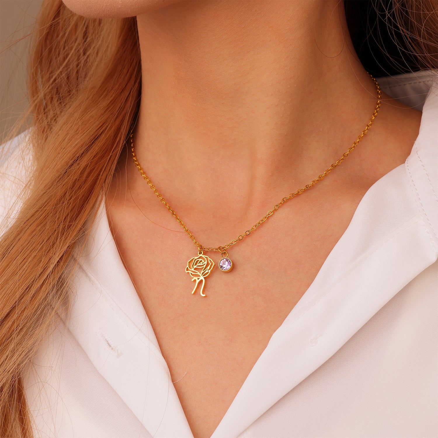 Collier Fleur Gravé avec Pierre de Naissance Personnalisé