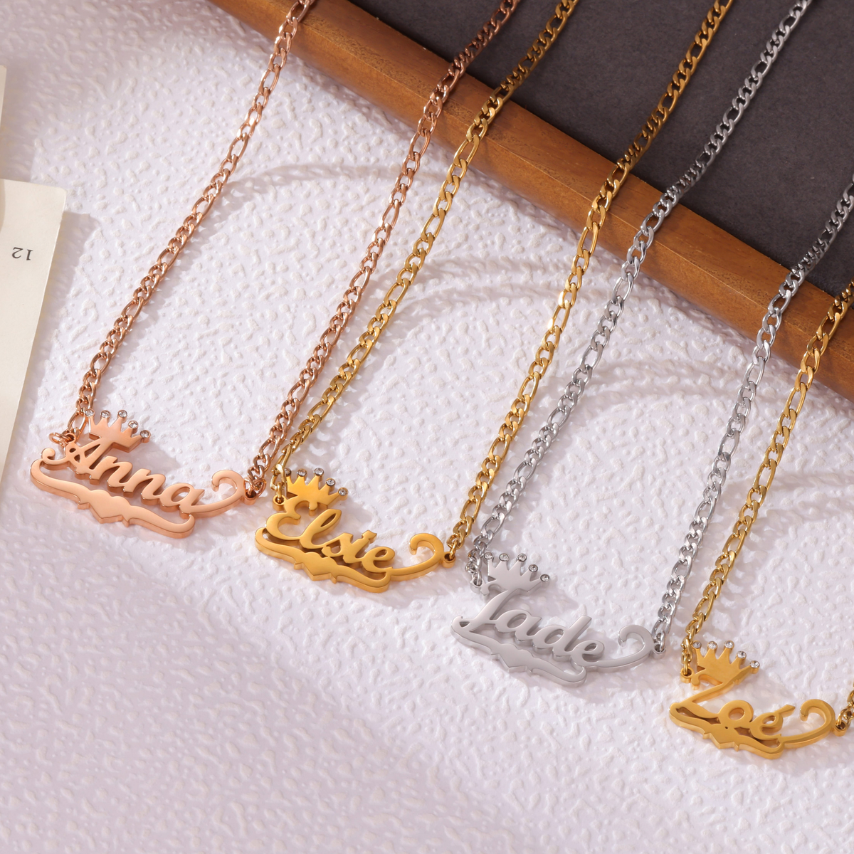 Collier Prénom Enfant Couronne & Demi-Cœur