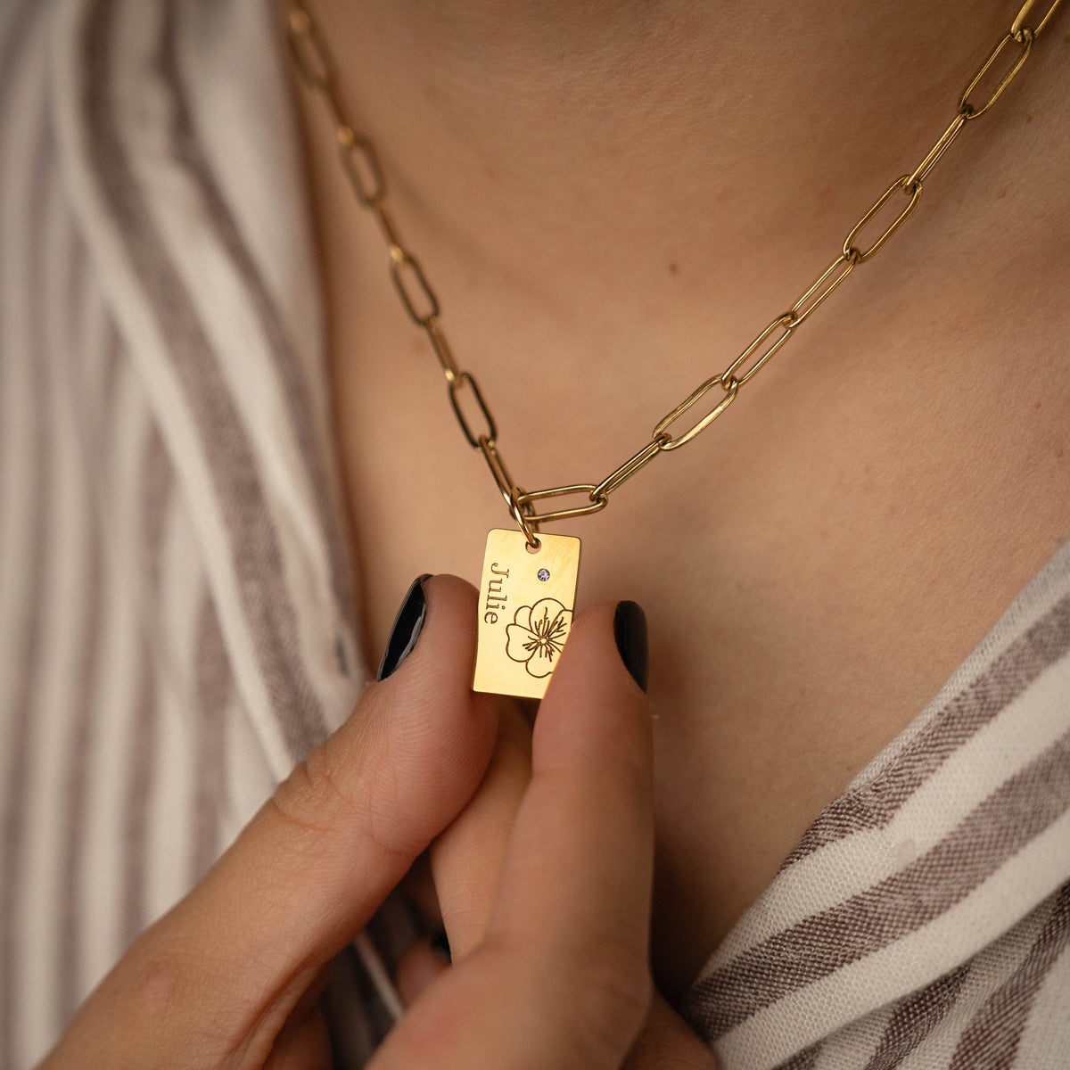 Pendentif Prénom, Fleur & Pierre de Naissance Personnalisé