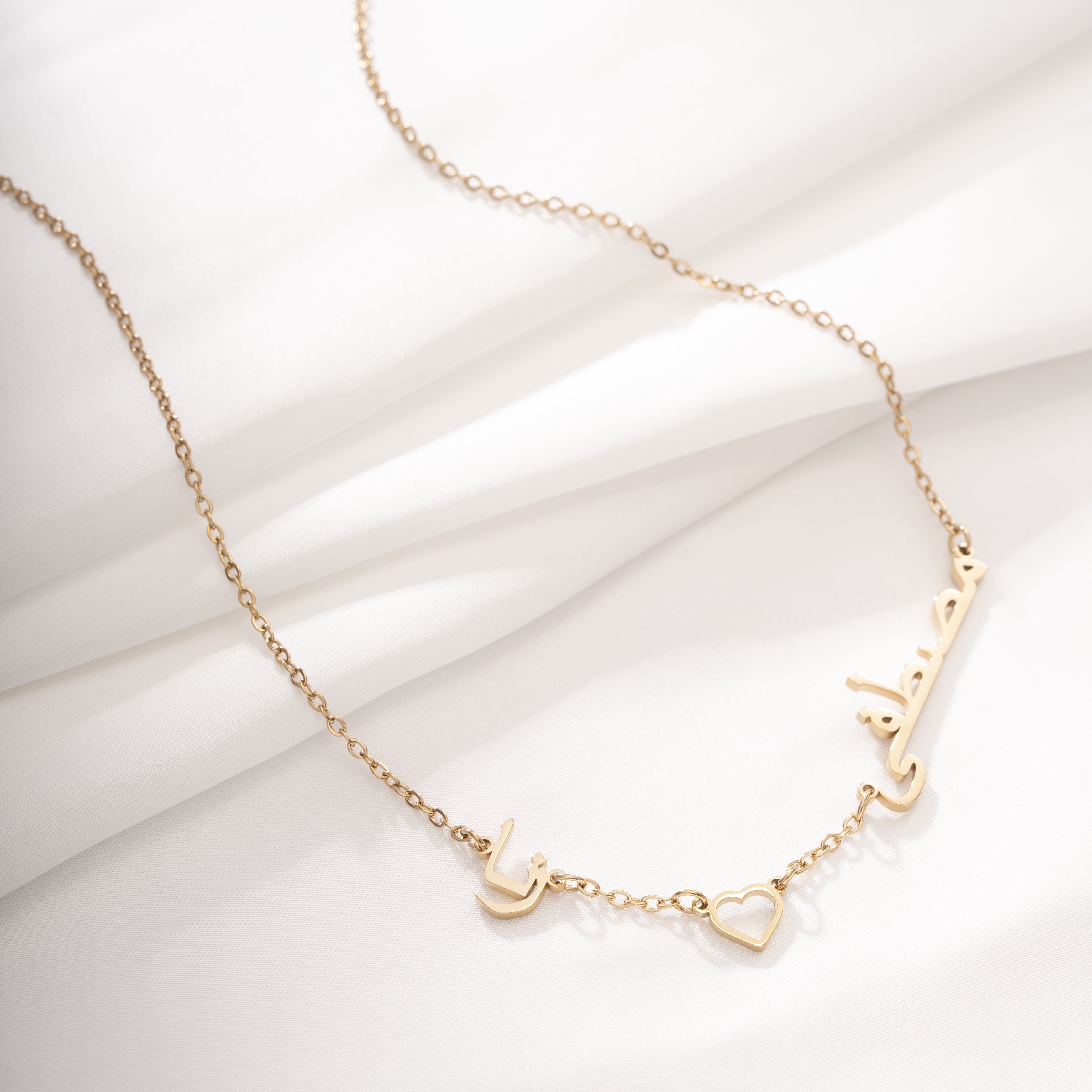 AITENME Collier en acier inoxydable avec pendentif en forme de cœur AITENME Collier en acier inoxydable avec pendentif en forme de cœur