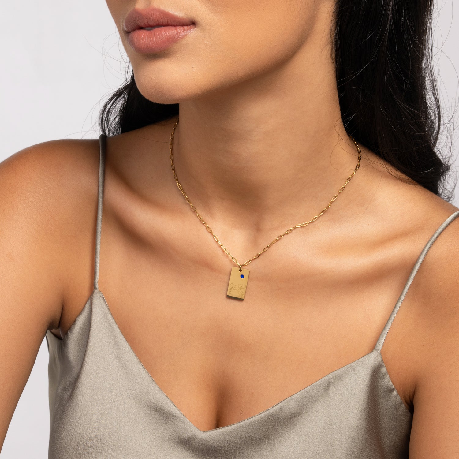 Pendentif Personnalisé Prénom et Fleur avec Pierre de Naissance