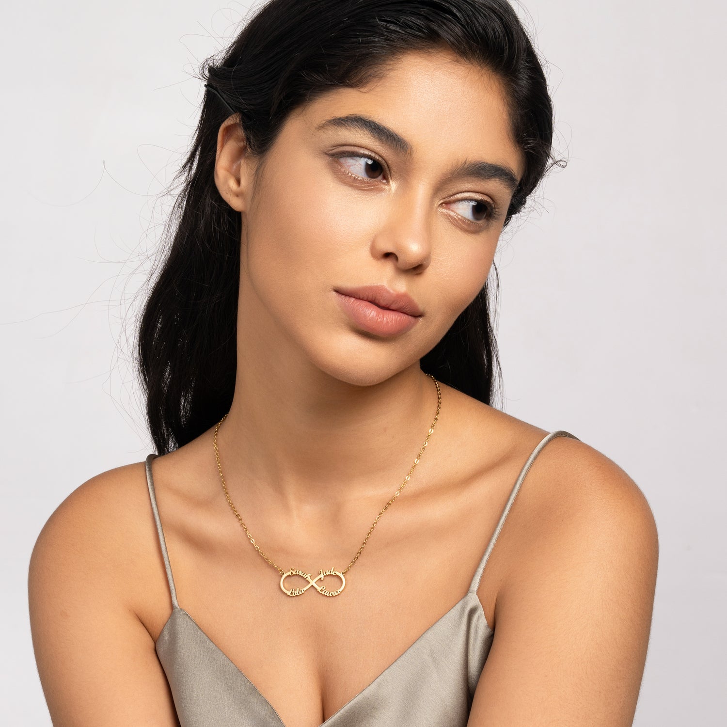 Collier Personnalisé Infini 4 Prénoms