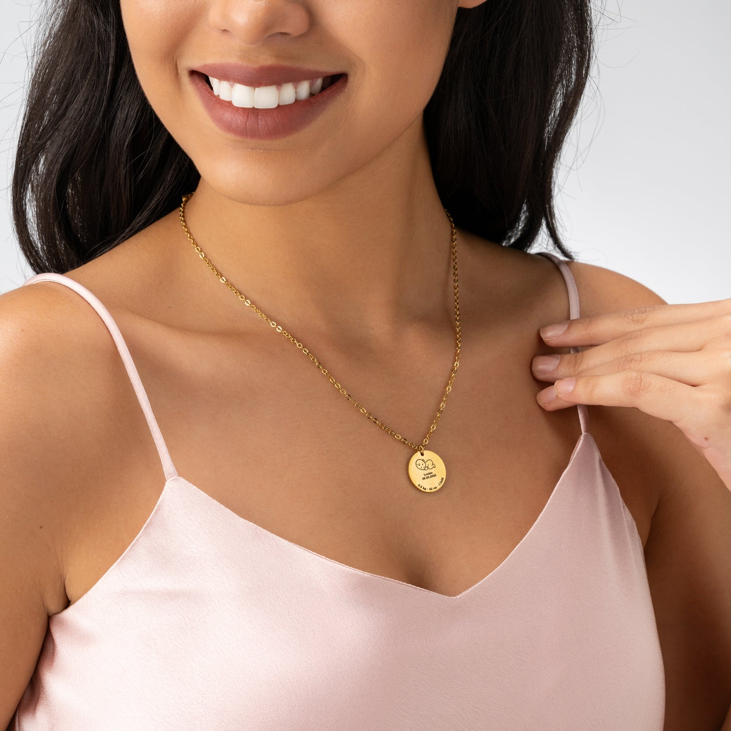 Collier Souvenir de Naissance – Gravé avec les Détails de Bébé