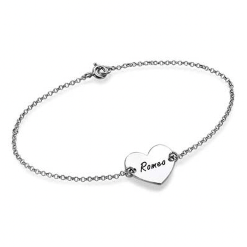 Bracelet un prénom et un cœur en argent personnalisable